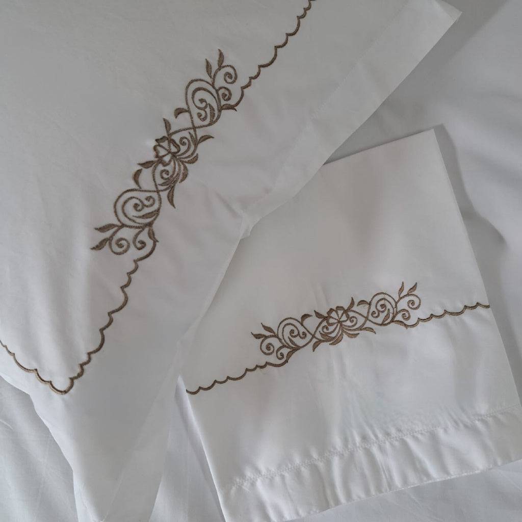 Bed Sheet Embroidered - Iris (King Size)